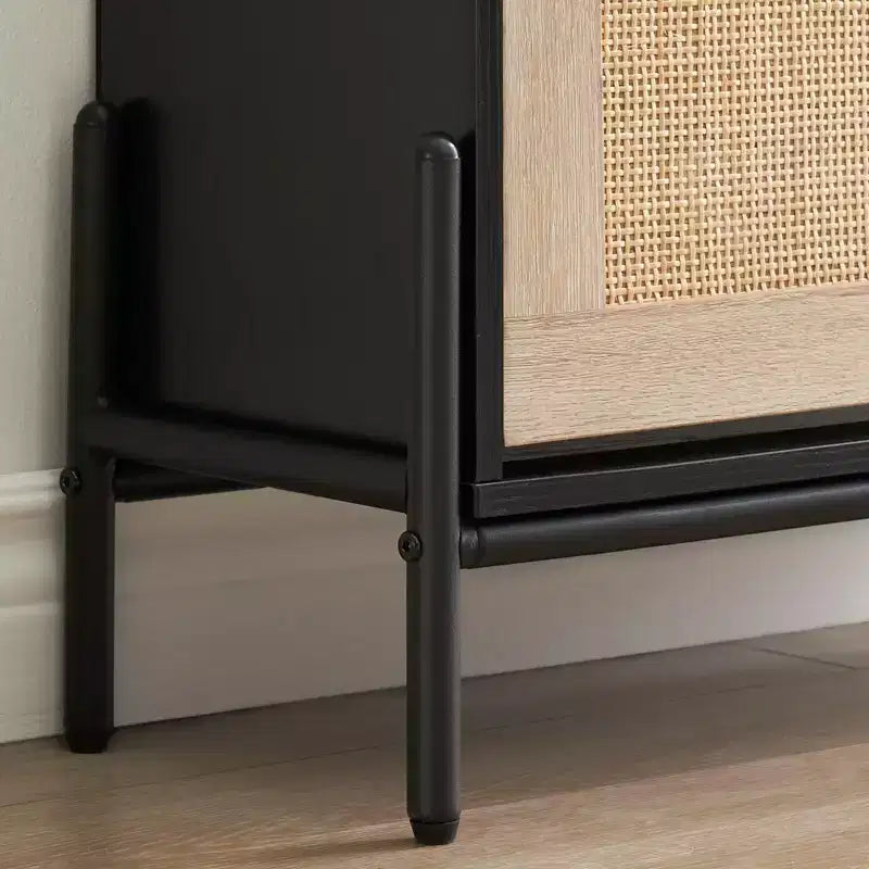 Meuble à chaussures en rotin naturel, étagère à chaussures à 2 portes basculantes avec tiroir, organiseur de chaussures autoportant avec étagère réglable pour couloir, entrée